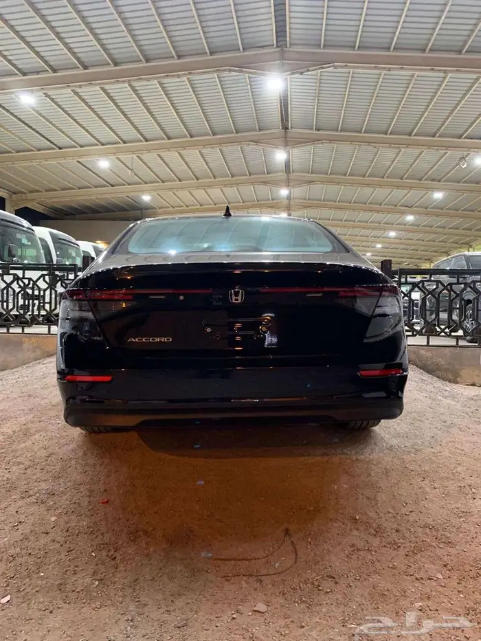 هوندا اكورد LX استندر بنزين 2025 سعودي 10