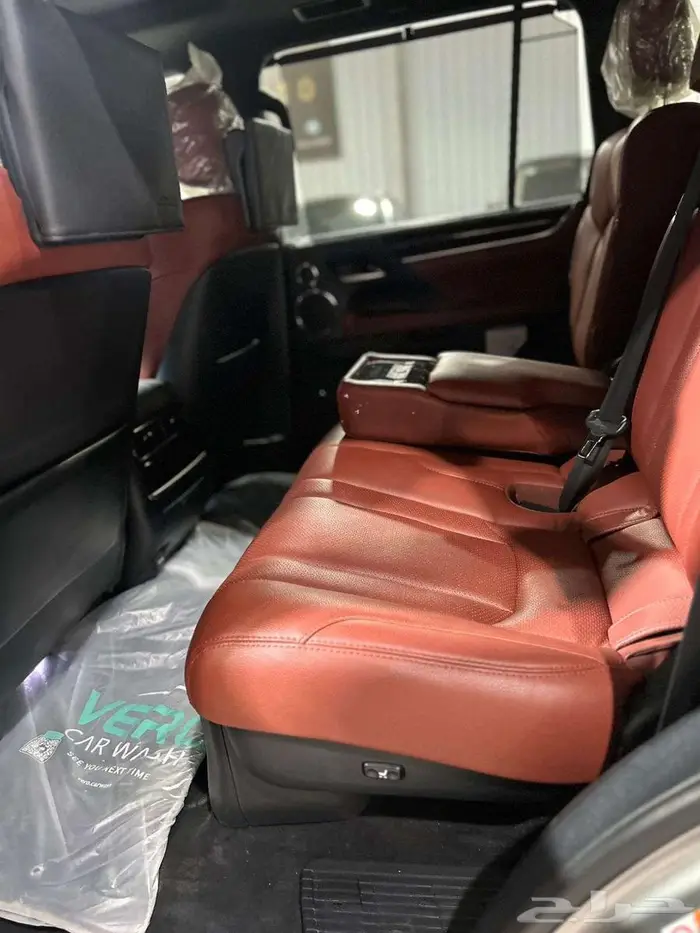 جيب لكزس 2019 LX570 فل أوبشن 17