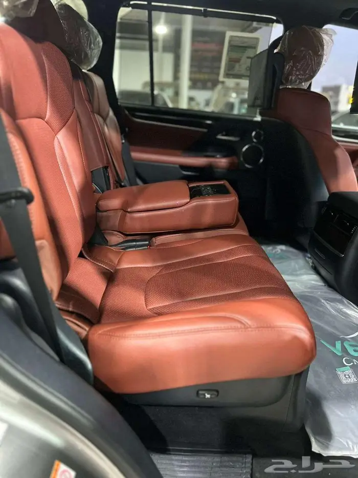 جيب لكزس 2019 LX570 فل أوبشن 16