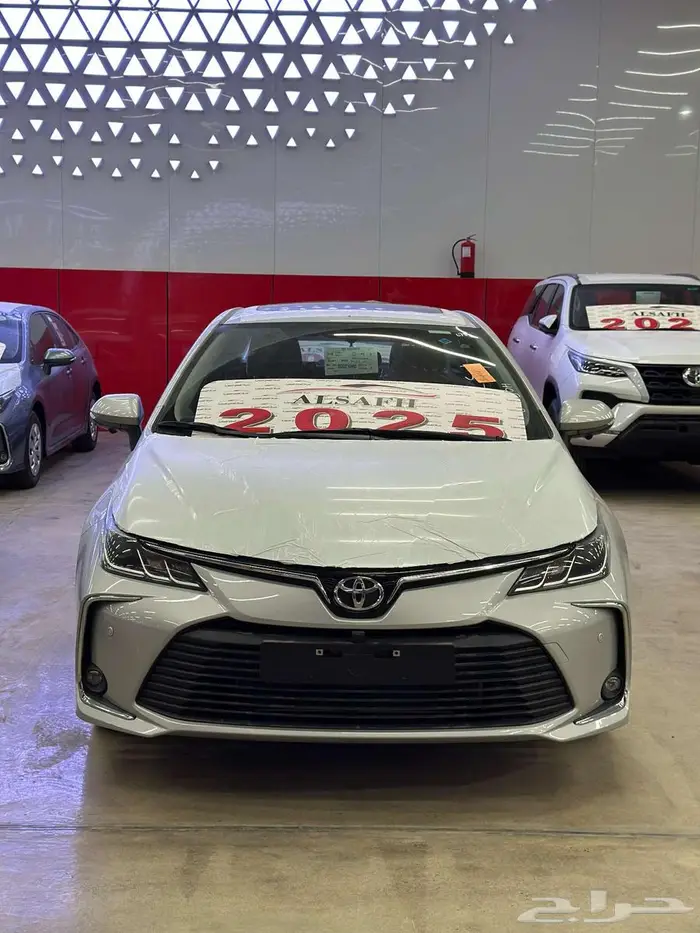 تويوتا كورولا 2.0L XLI EXECUTIVE MR 2025 0