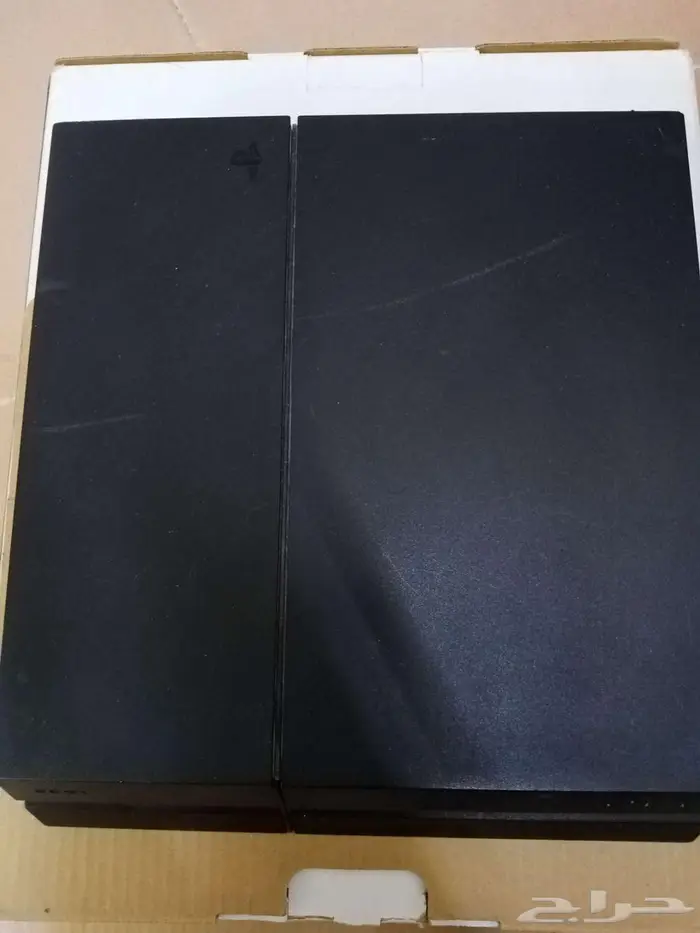 سوني فور للبيع مع 200لعبة 0