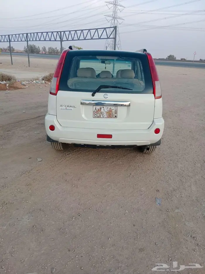 نيسان اكس تريل 2004 1