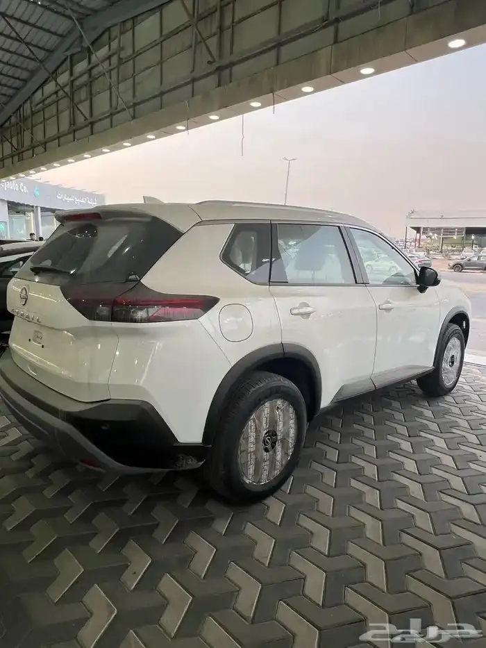 نيسان اكستريل 2025 3