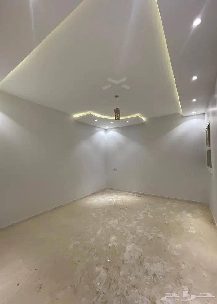 عمارة للبيع تحتوي ع استراحة وفله وشقتين 24