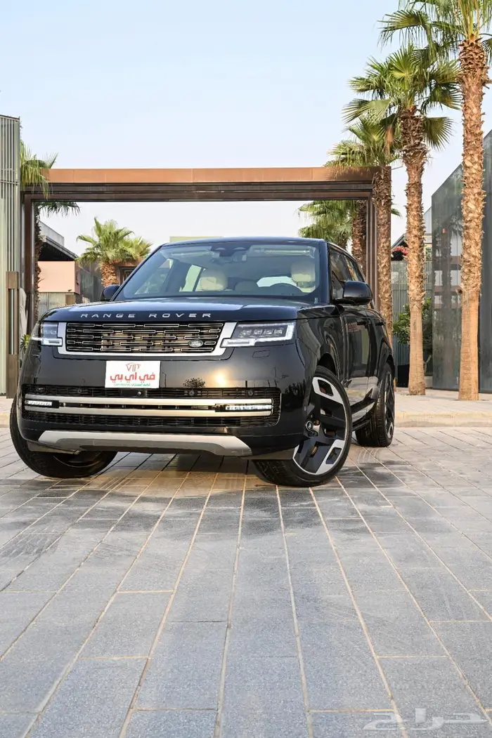رنج روفر الفوج 2025 (خان) للايجار 1