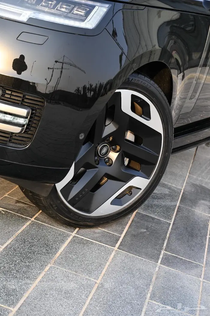 رنج روفر الفوج 2025 (خان) للايجار 3