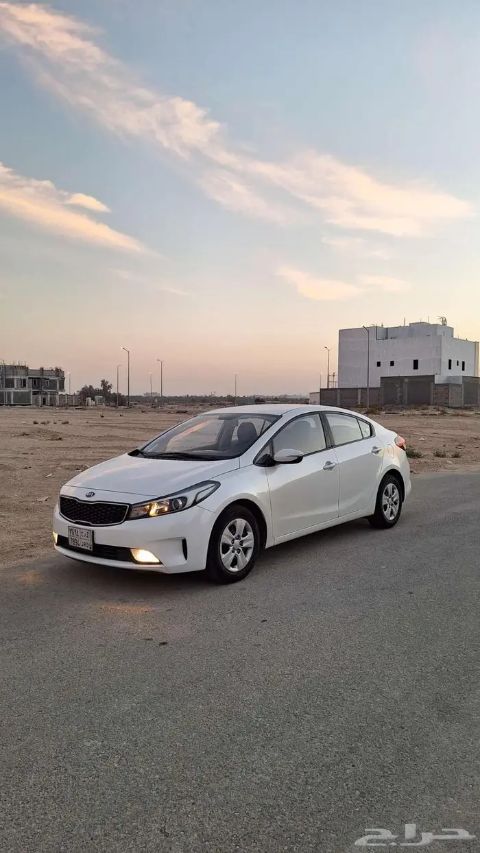 سيراتو 2017 للبيع ممشى قليل 129000 0