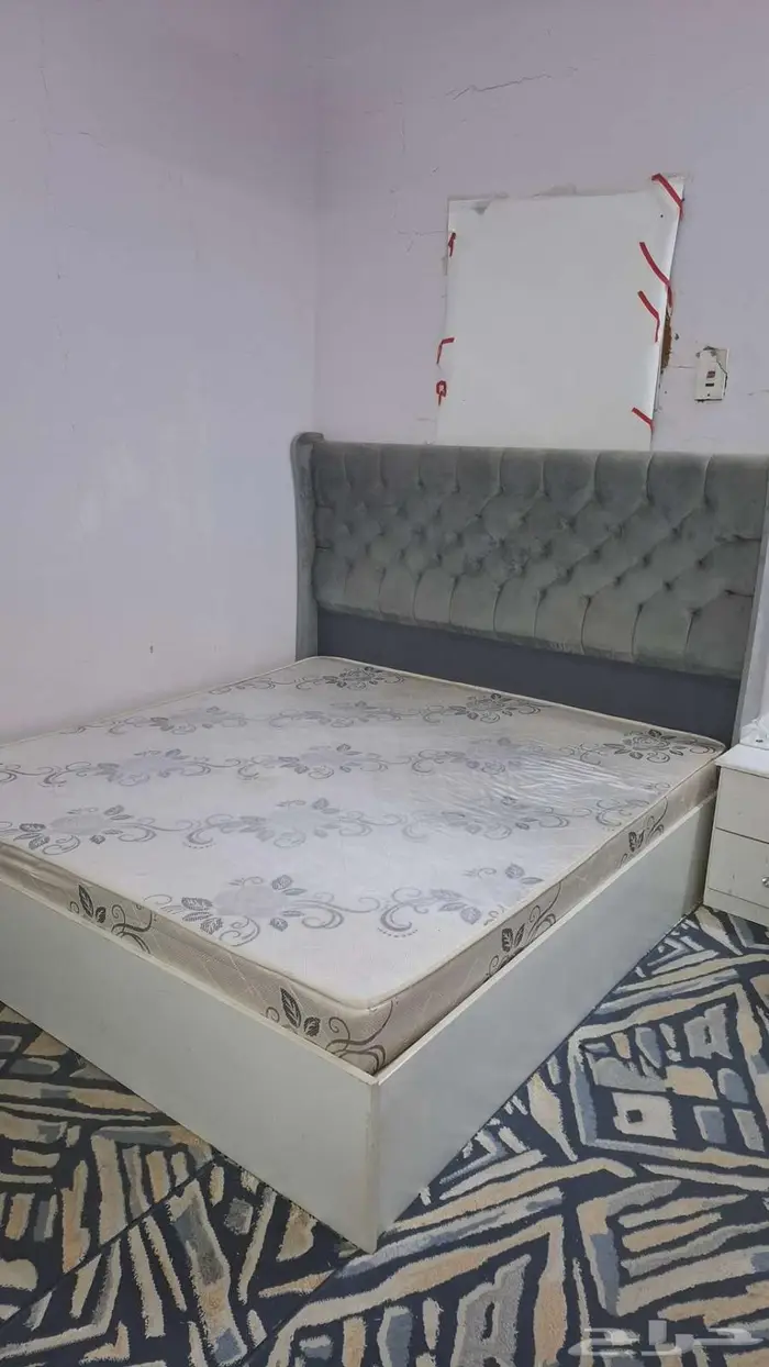 اثاث ممتاز للبيع العاجل جدا 0