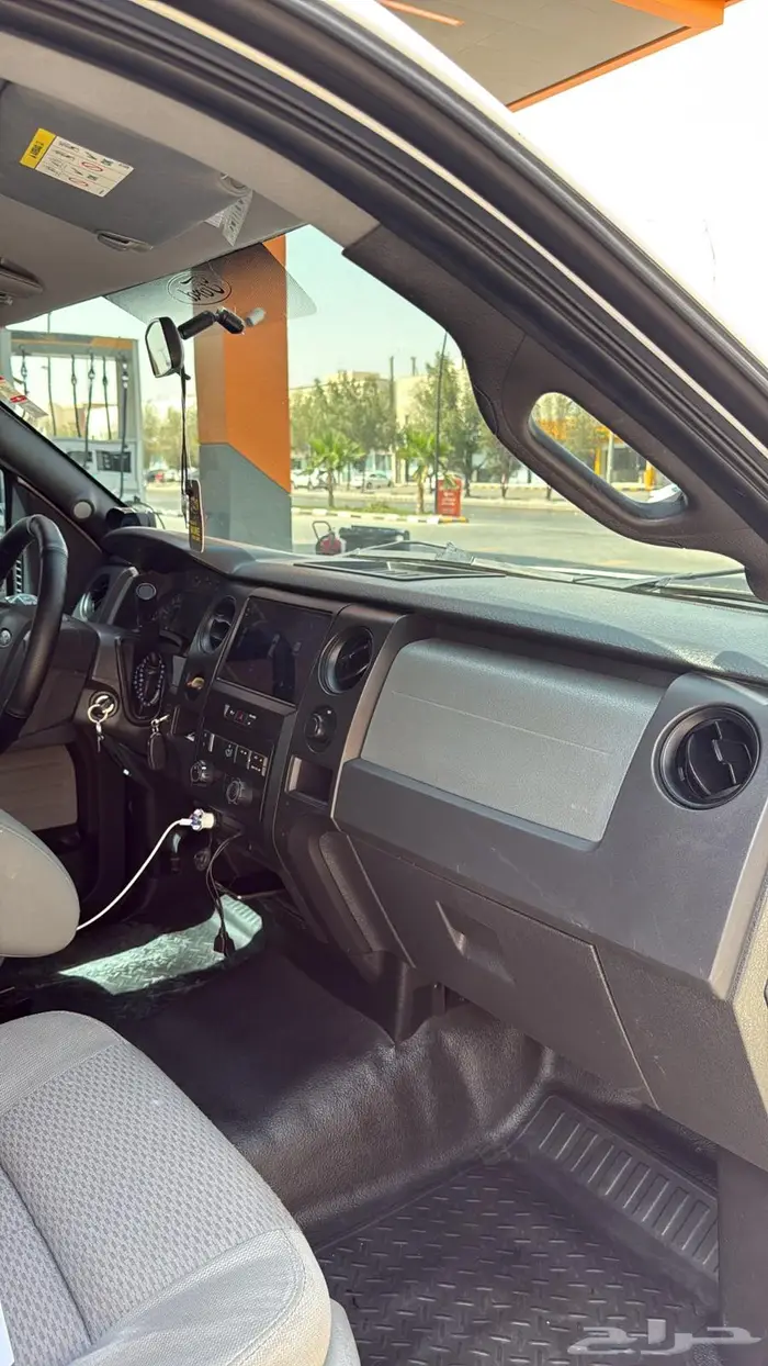 للبيع F150 غمارة V8 10