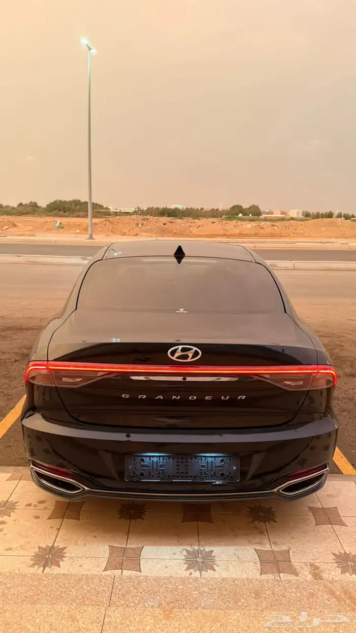 هونداي 2021( بنزين) v4 فل كامل بحالة الوكالة 3