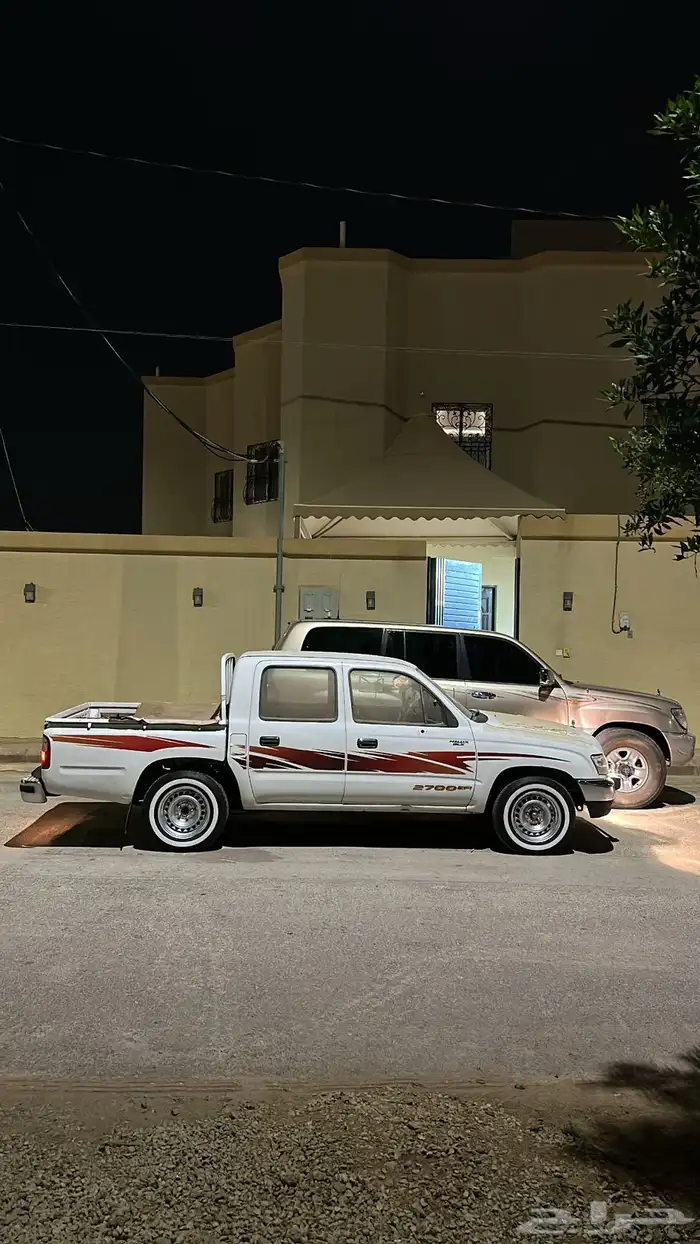 هايلكس 2004 11
