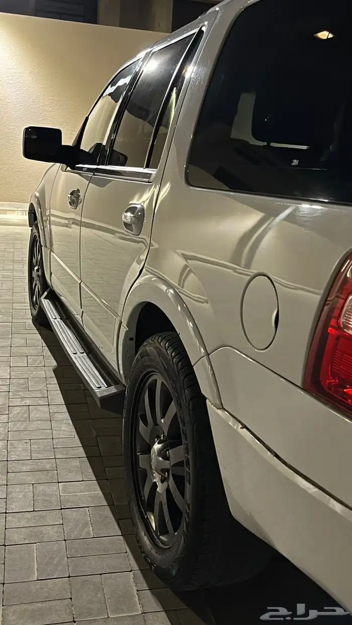 اكسبدشن ابيض 2013 11