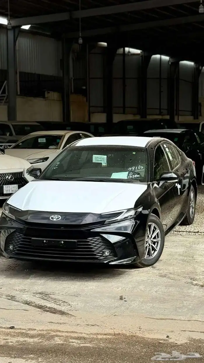 كامري 2025 E بنزين سعودي الون اسود 2
