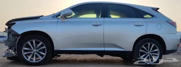 لكزس RX350 نص فل سعودي مصدومه 1