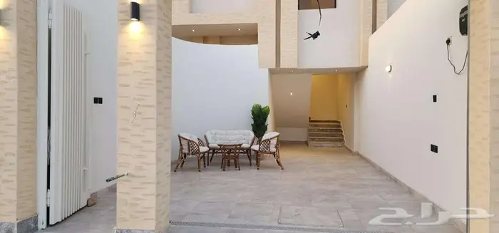 للبيع ادوار فاخرة حي عكاظ 0