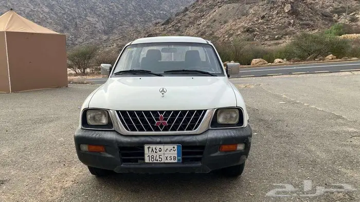 ميتسوبيشي L200 نظيف 2003 2