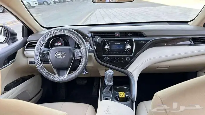 تويوتا كامري 2019 LE استاندر 6