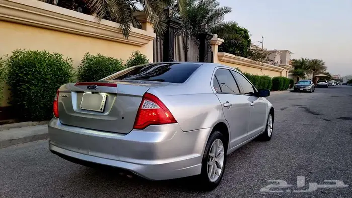 للبيع فورد فيوجن موديل 2011 بحالة ممتازة جدآ 12
