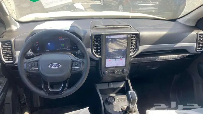 فورد رينجر غمارتين XLT دبل ديزل اتوماتيك موديل 2024 8