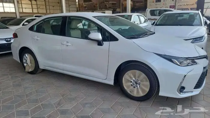 تويوتا كورولا XLi محرك 2.0 موديل 2025 75الف شامل الضريبه 8