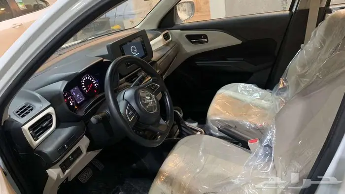 هوندا اكورد LX استندر بنزين 2025 سعودي 4