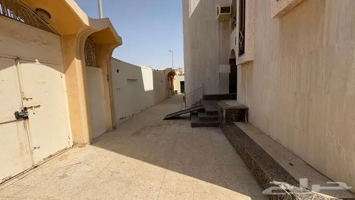 للبيع فيلا سكنية جدة - حي السامر 4