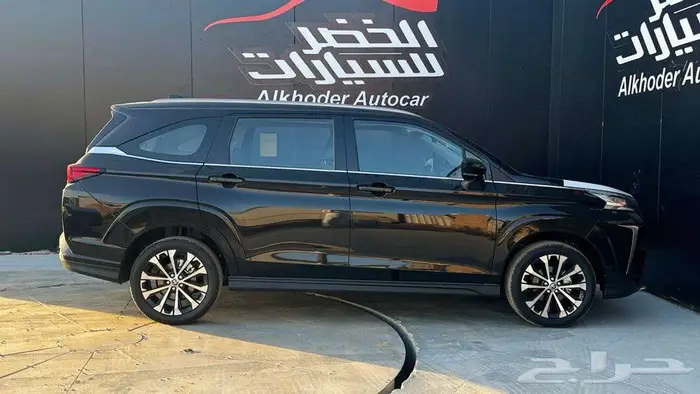 تويوتا فيلوز GLX موديل 2025 لدى شركة عبدالمجيد الخضر 3
