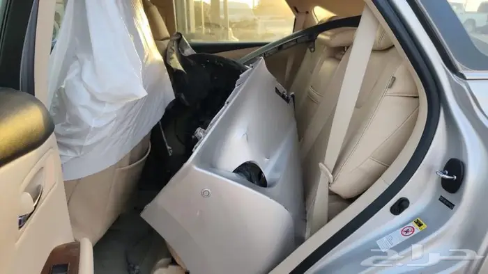 لكزس RX350 نص فل سعودي مصدومه 8