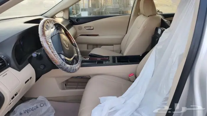 لكزس RX350 نص فل سعودي مصدومه 7
