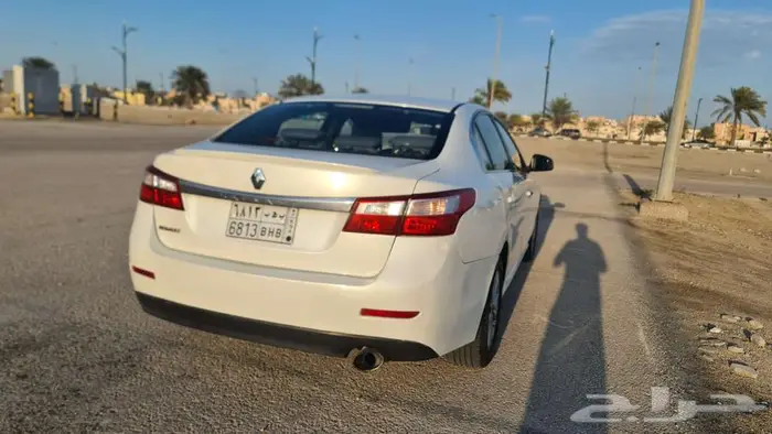 رينو سافران 2012 1