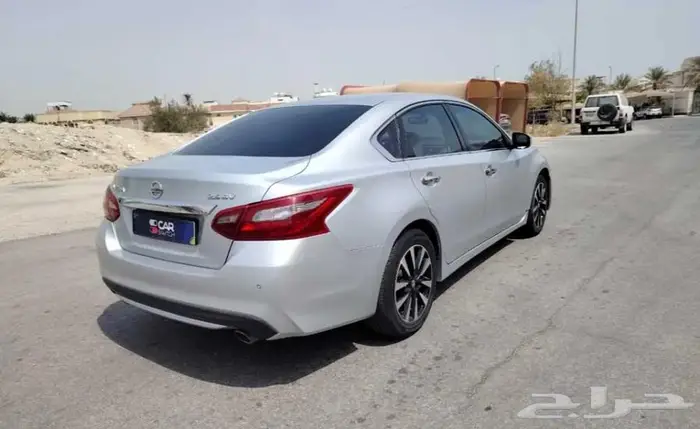نيسان التيما SV موديل 2018 4