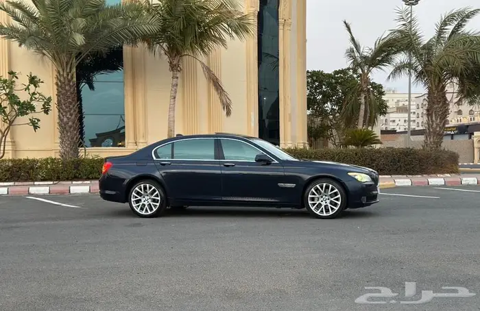 للبيع BMW 740 لارج متابع صيانة 2011 جاهز ولاملاحظة 19