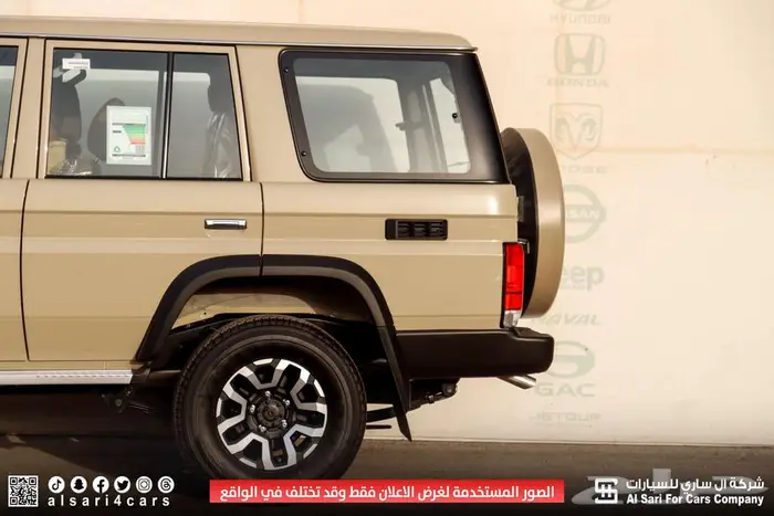 تويوتا مصندق 5أبواب رفرف ديزل ونش جير أوتوماتيك 2025 31
