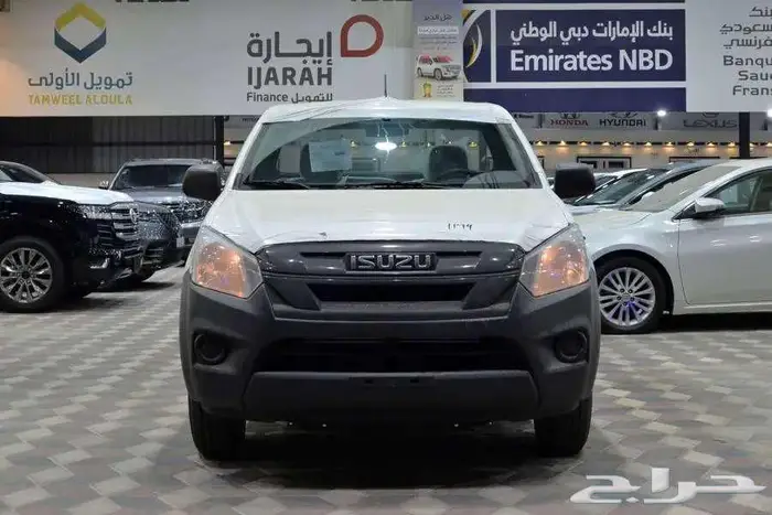ايسوزو غمارة 2025 متوفر صندوق وحوض 1