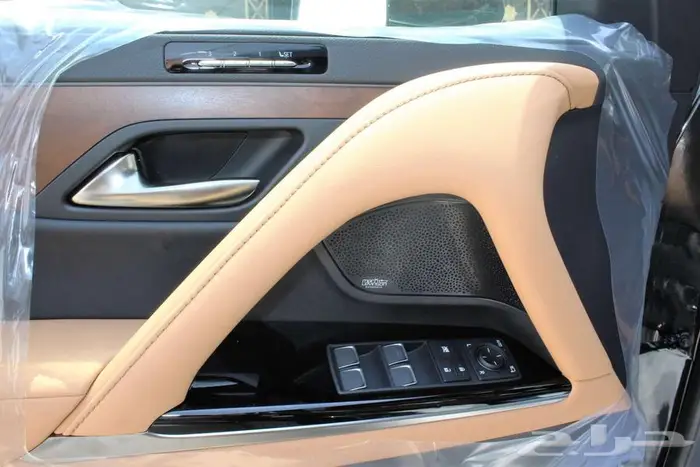 لكزس-LX600 BB -خليجي-2025-فل كامل -25 سماعه داخليه 11