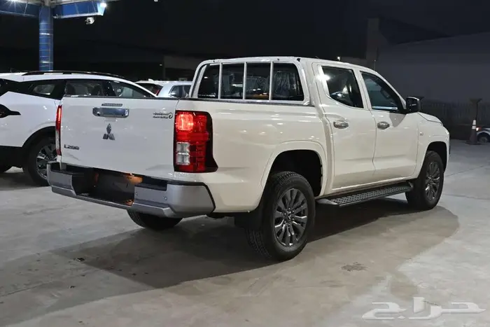 ميتسوبيشي L200 2024 دبل غمارتين ديزل سعودي 6