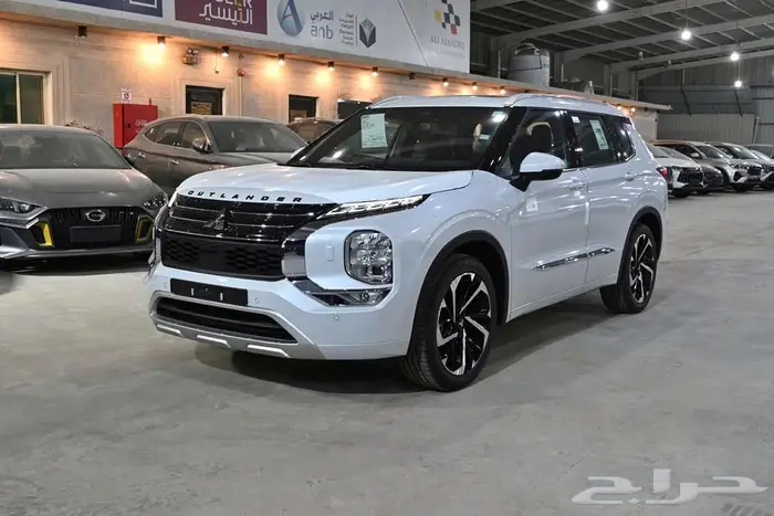 ميتسوبيشي اوتلاندر 2025 بريميوم بلس لميتيد ايديشن سعودي 0