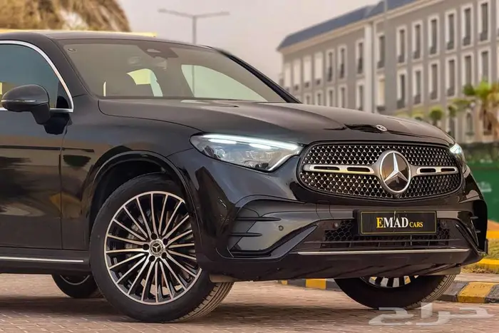 مرسيدس GLC 200 2025 اسود خليجي تحت الضمان 1
