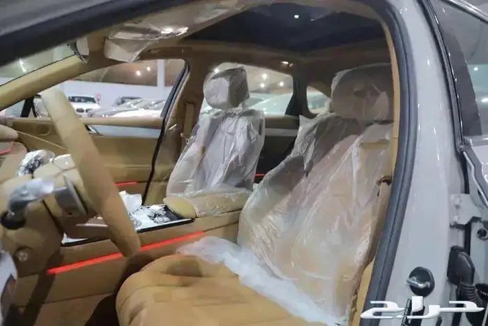 جينيسس G80 بريستيج بانوراما جلد اربعة سلندر موديل 2025 9
