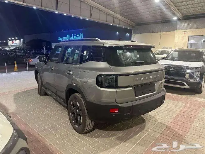 جيتور تي 1 فئة لاكجري 2025 كاش واقساط 7