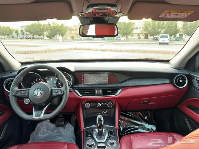 2020 Alfa Romeo Stelvio fully loaded with panorama sunroof 20
