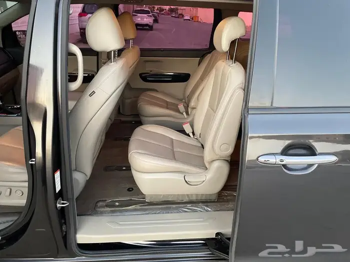 كرنفال موديل 2019 ممشي 181 الف ديزل 15