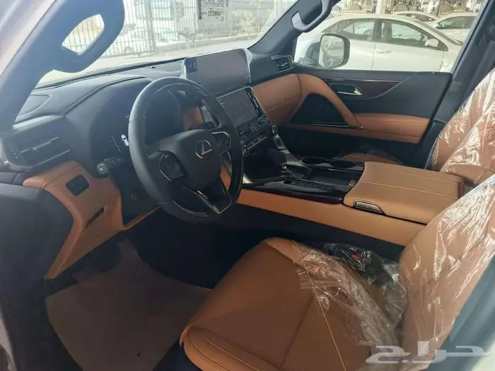 لكزس LX 700 بي اتش أبيض هايبرد 2025 اقل سعر كاش واقساط 6
