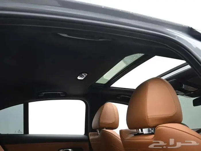 BMW الفئة الثالثة 320i 2025 M Sport 14