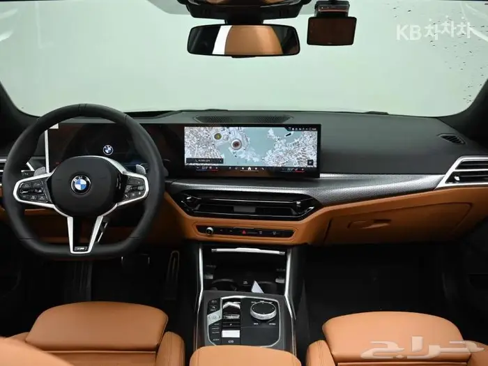 BMW الفئة الثالثة 320i 2025 M Sport 5