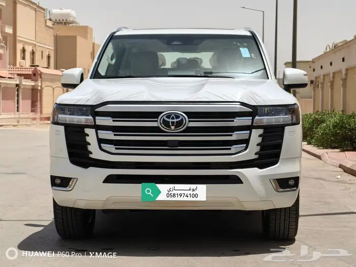 تويوتا لاندكروزر GXR. L4ديزل موديل 2025 1