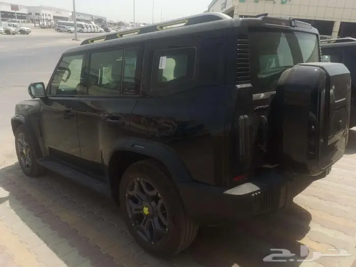 جيتور T2 لاكجري اسود وابيض رمادي 2025 2