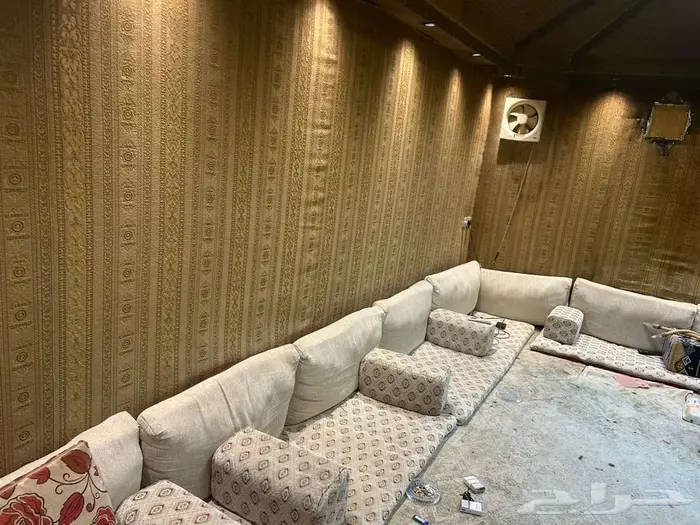 خيمة ملكيه 4   6 0
