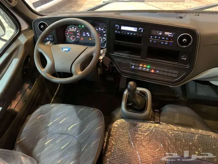 باص هيونداي كاونتي 23 راكب ديزل موديل 2023 4