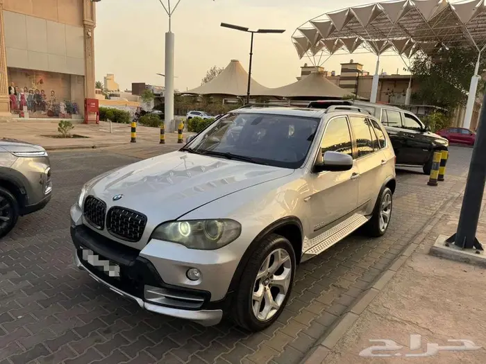 بي ام X5 موديل 2009 فل كامل بانوراما دخول ذكي تشغيل بصمة 2